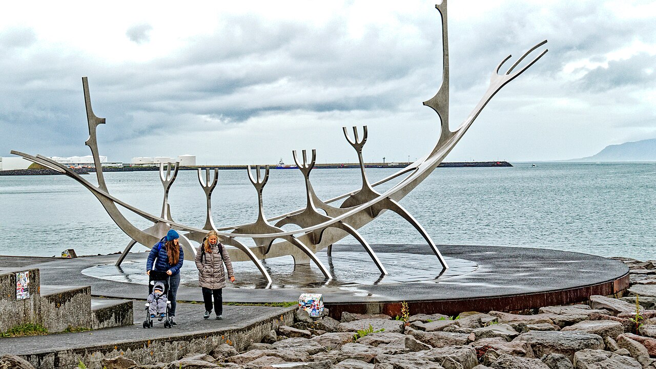 Reykjavík — Blue Lagoon and Northern Lights Tour